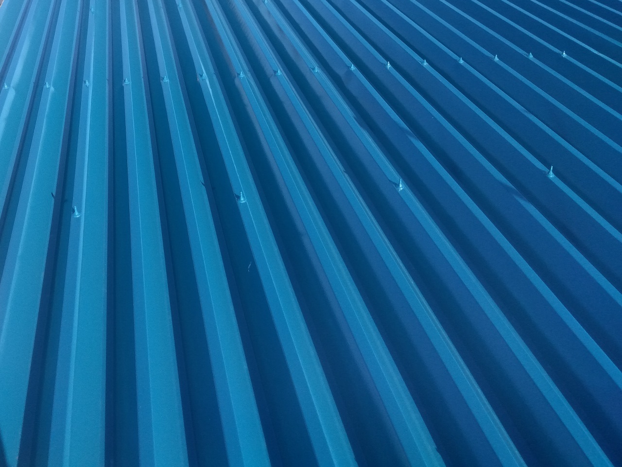 折板屋根輪之内町K様-AFTER-1280x961 | 【 塗りかえ工房】開発サイト 折板屋根輪之内町K様-AFTER