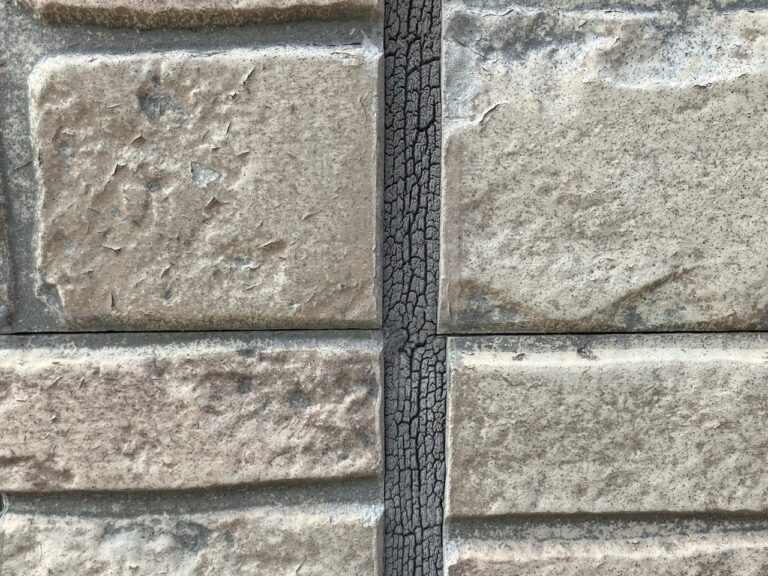 コーキングのひび割れ